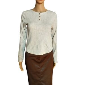 Jessica Simpson Long Sleeve Cream Fitted Buttoned Blouse